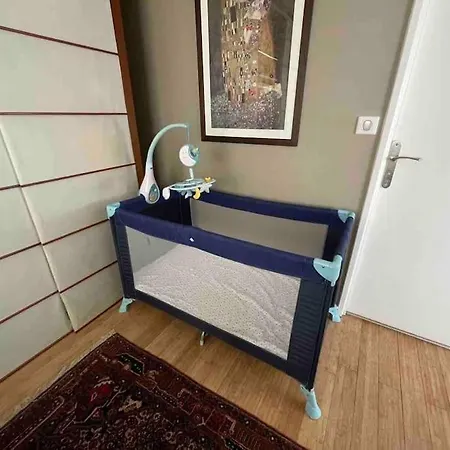 Luxury With View Car Park Apartman