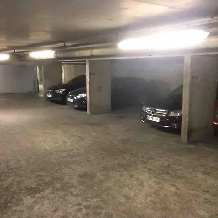 Luxury With View Car Park Apartman *