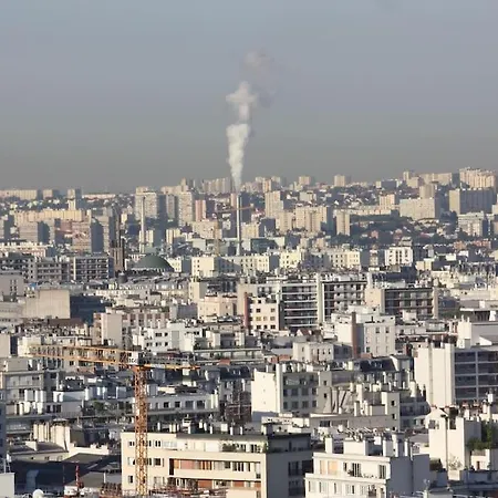 Luxury With View Car Park Paris